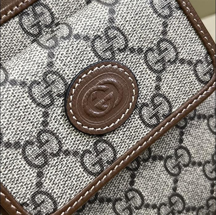 2025210C746303N201918870