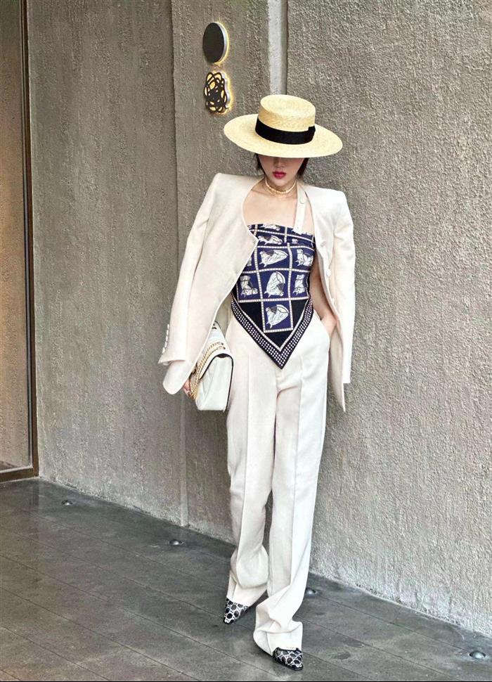 2025210C740834N20221289