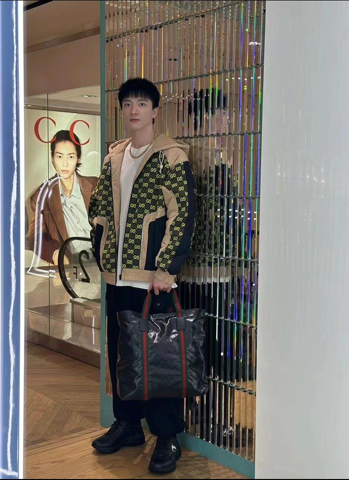 2025210C763287N20201035