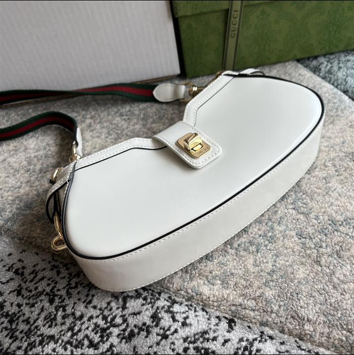 2025210C786015N2022869