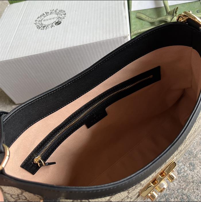 2025210C795113N201822110