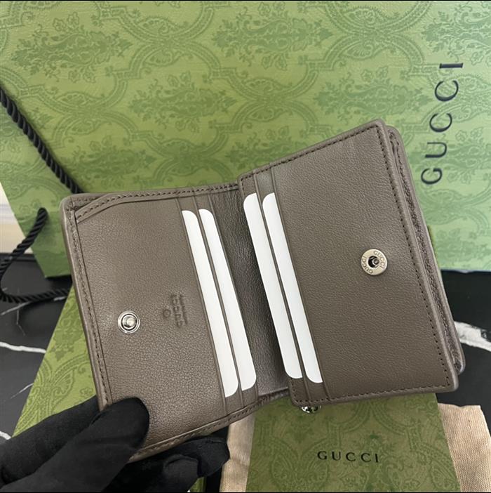 2025210C760317N201924973