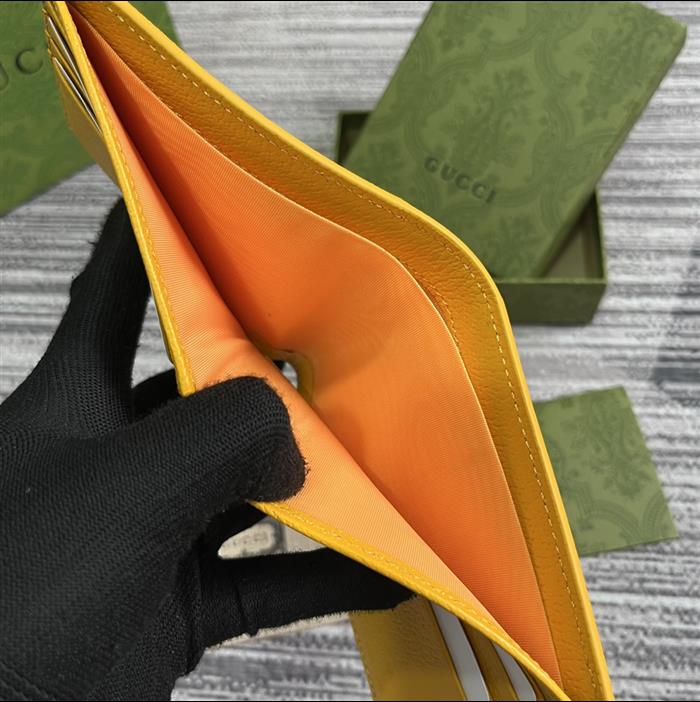 2025210C768243N201927158