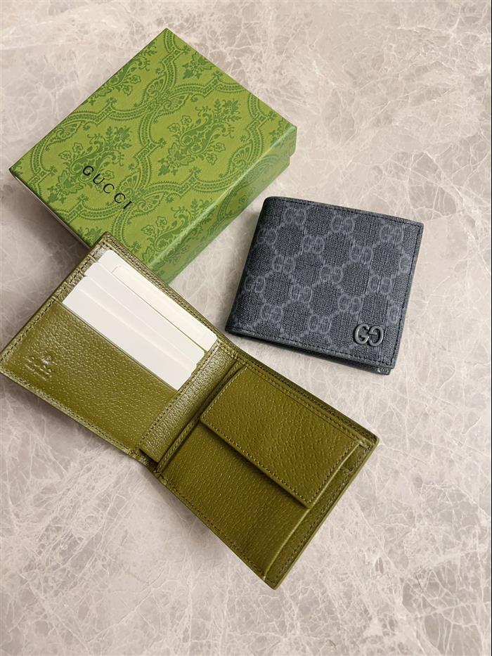 2025210C768244N201928720