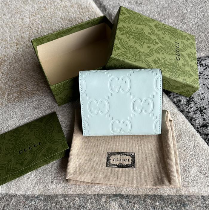 2025210C772793N201931886