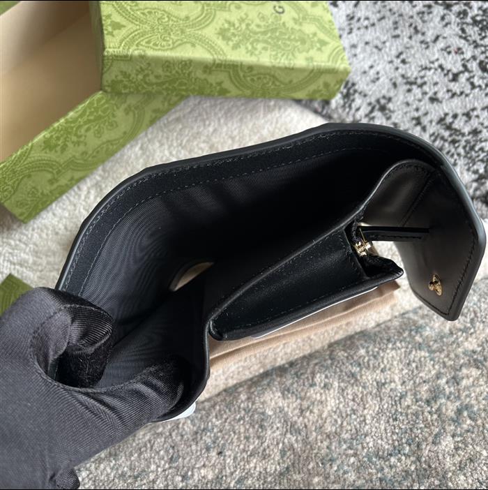 2025210C772793N201932167