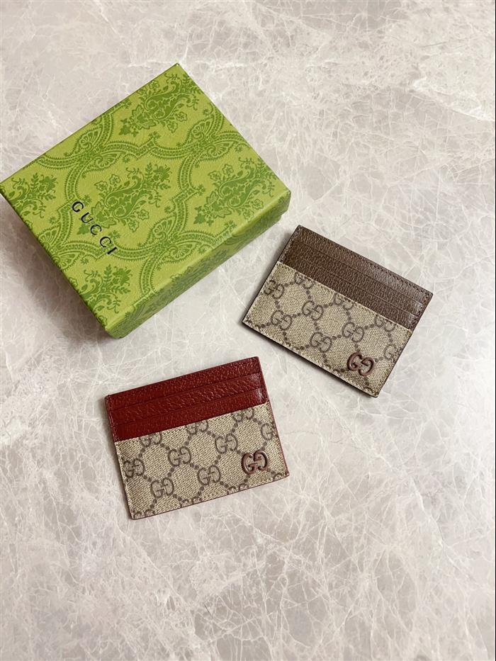 2025210C795230N201951805