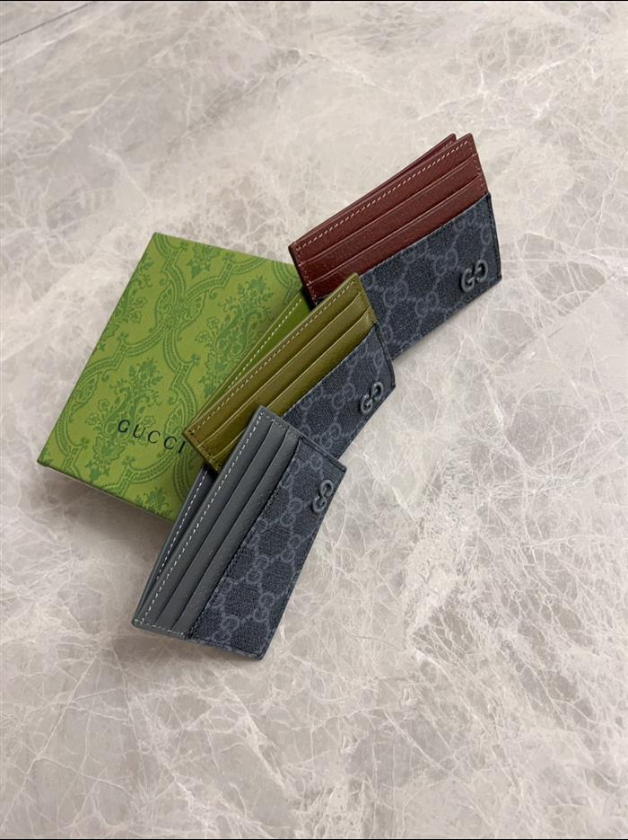 2025210C795230N201951852