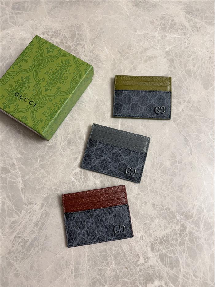 2025210C795230N201951882