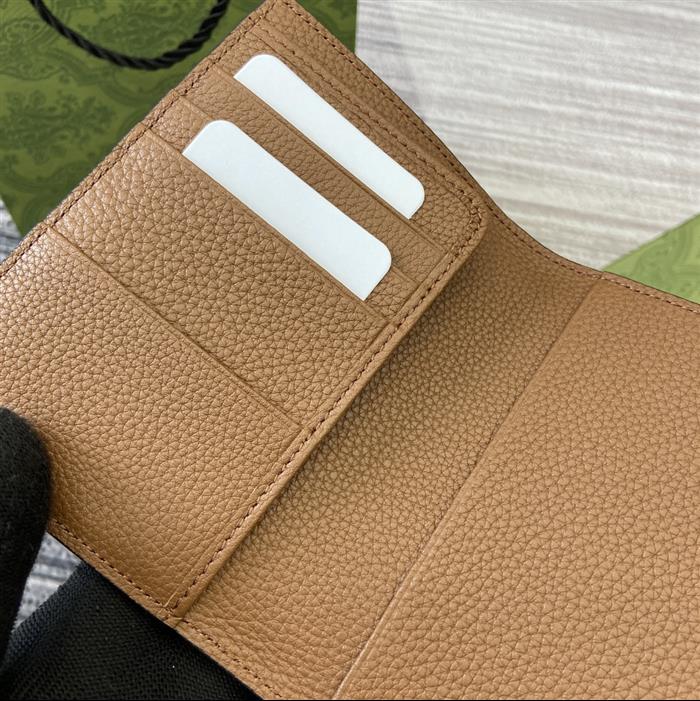 2025210C802025N201953584