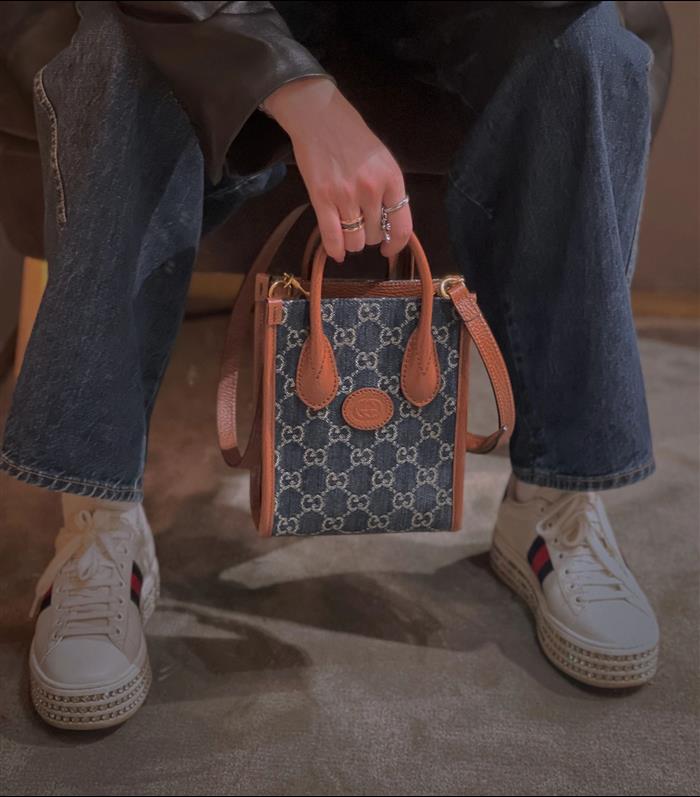 2025210C671623N201911518