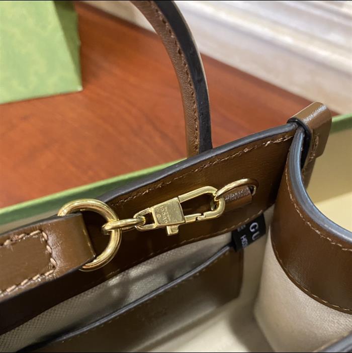 2025210C671623N201911879