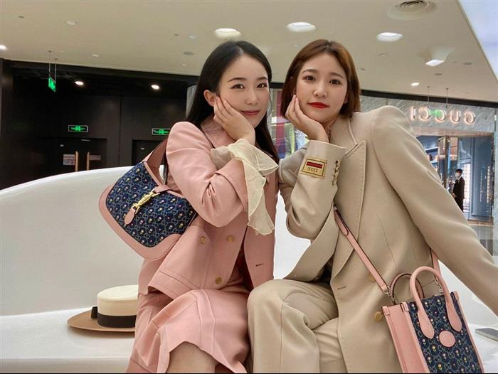 2025210C671623N201912379