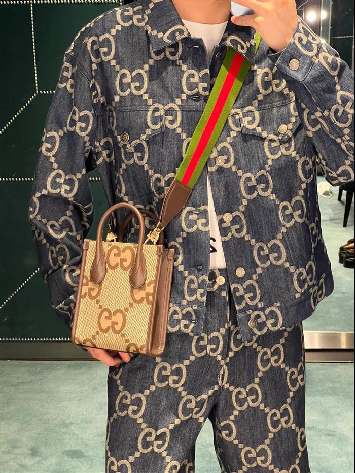 2025210C671623N201912457