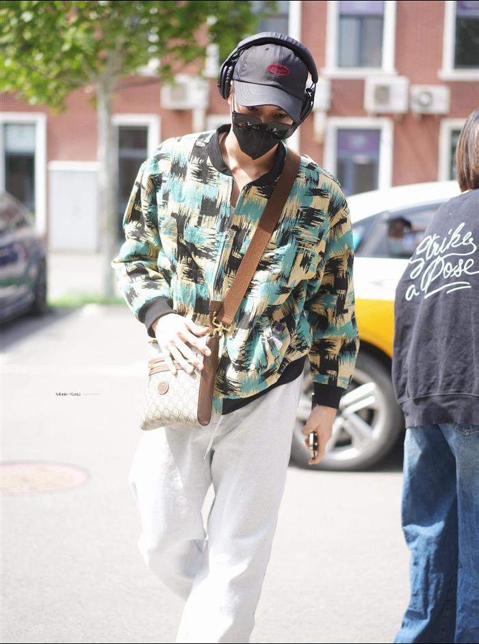 2025210C681021N201915631