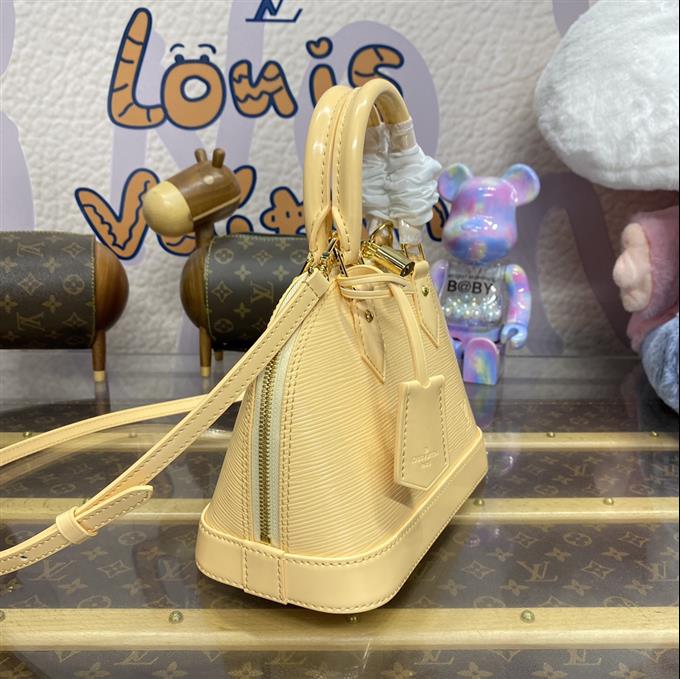 2025224M40302115928379