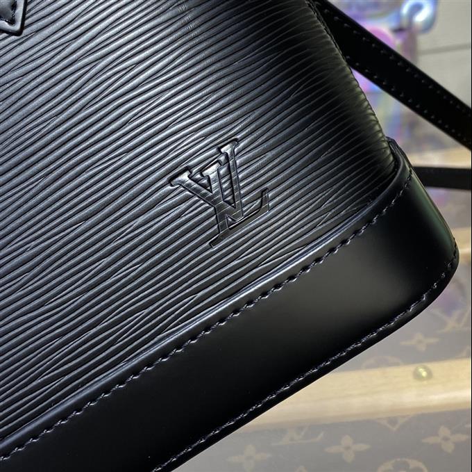 2025224M40302115928567