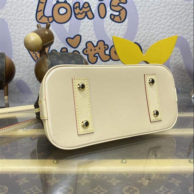 2025224M46990115929732