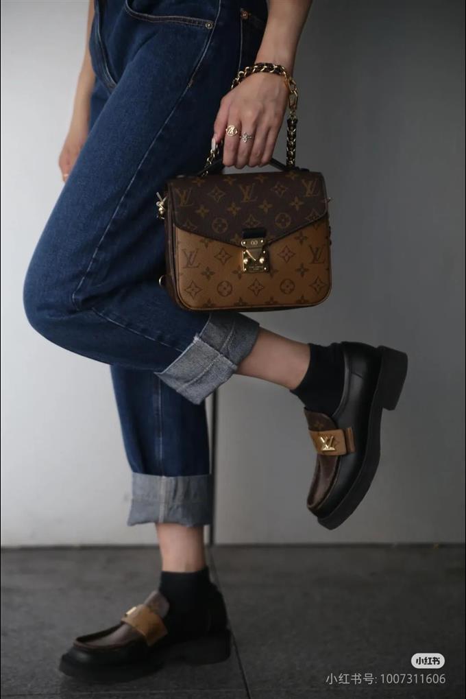 2025224M1194114256584