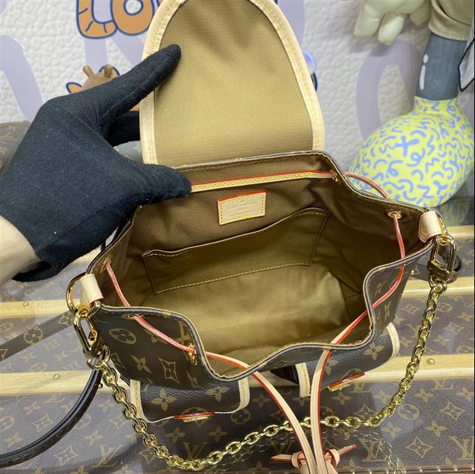 2025224M4693214243421