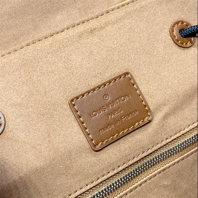 2025224N4056414250121