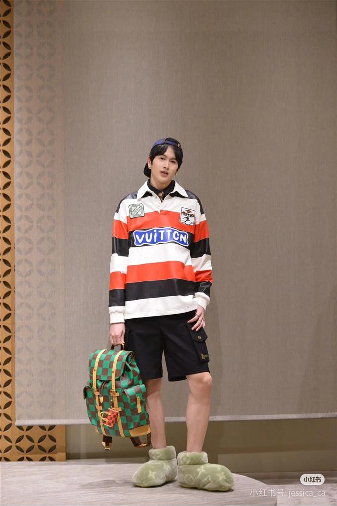 2025224N4056414253724