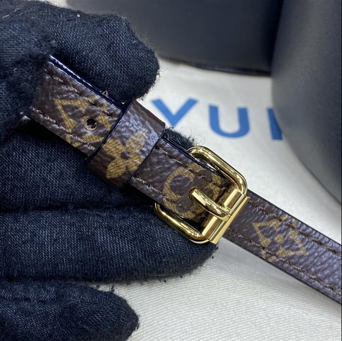 2025224M13843103427699