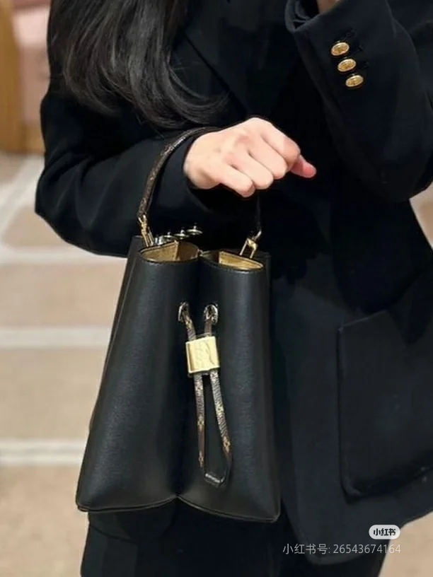 2025224M13843103432863