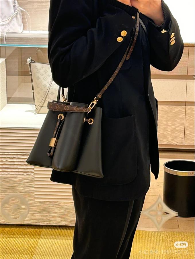 2025224M13843103432911