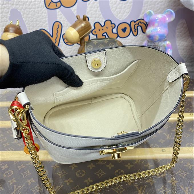 2025224M2400611119828