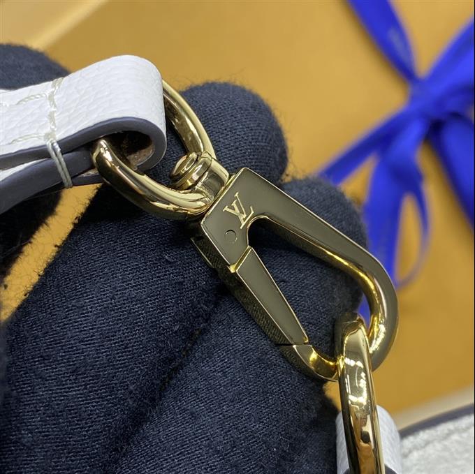 2025224M24638103427952