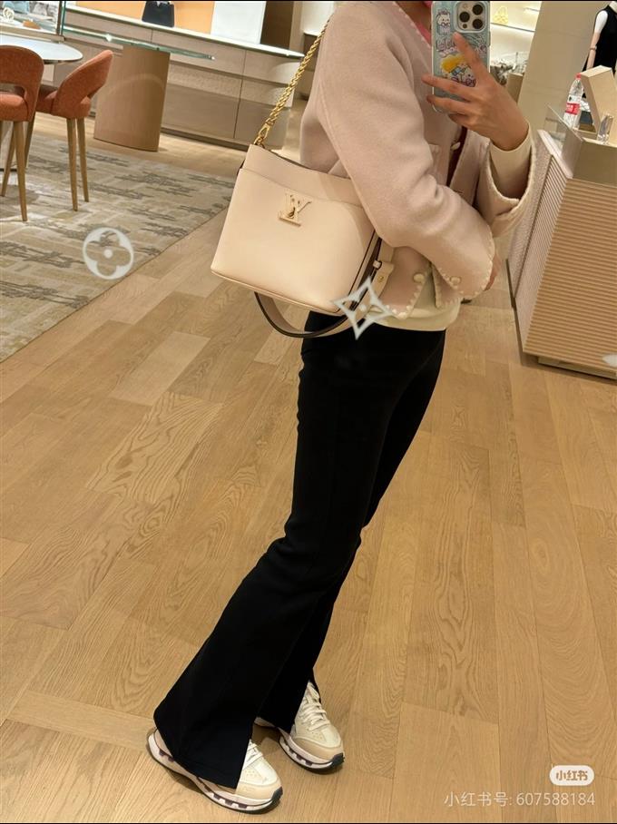 2025224M24638103431642