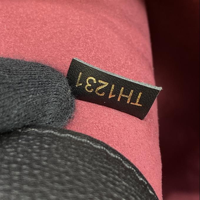 2025224M45497103429784