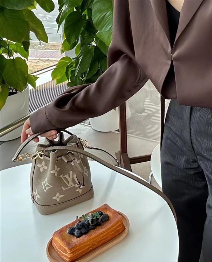 2025224M46291103432579