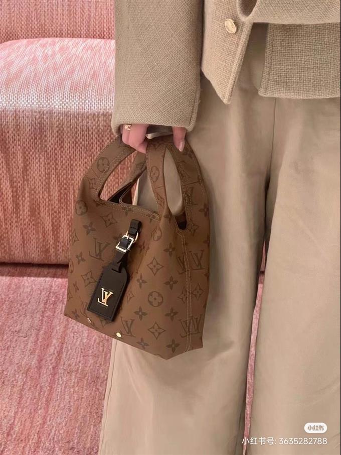 2025224M4681611126760