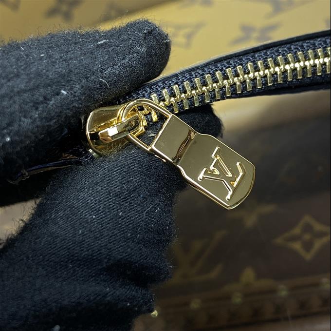 2025224M468171112077