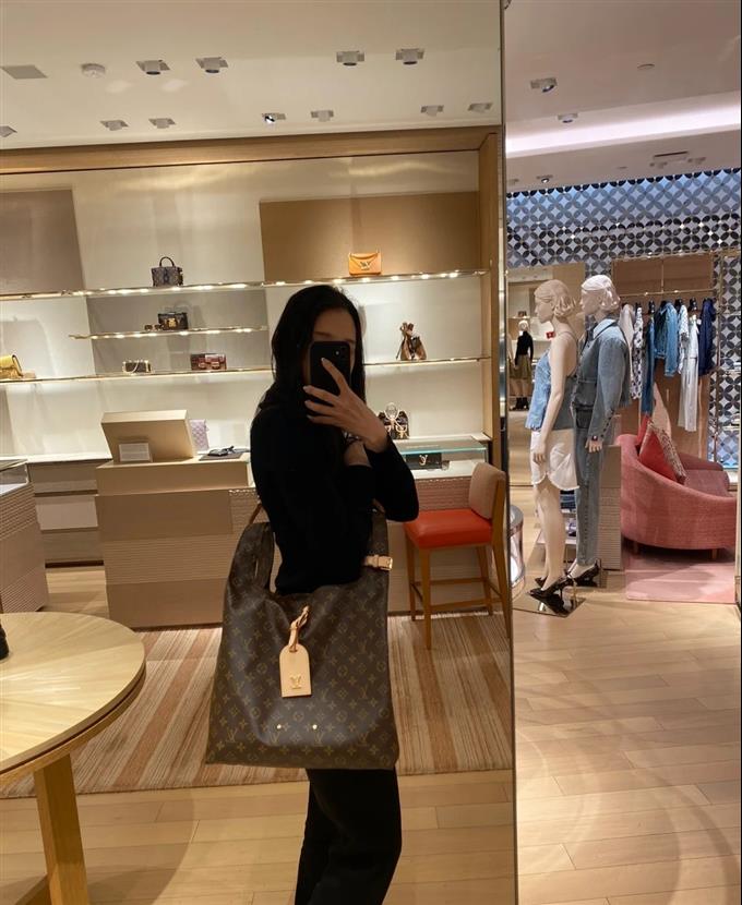 2025224M4681711123681