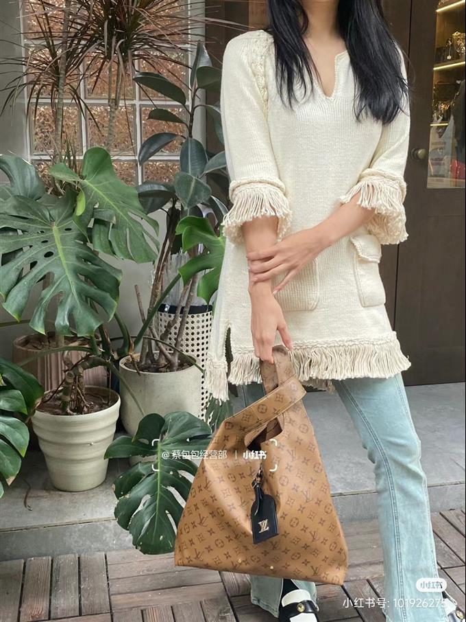 2025224M4682111125106