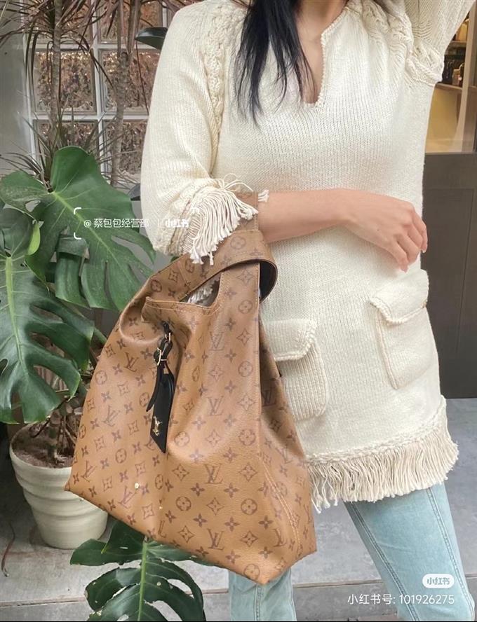 2025224M468211112590