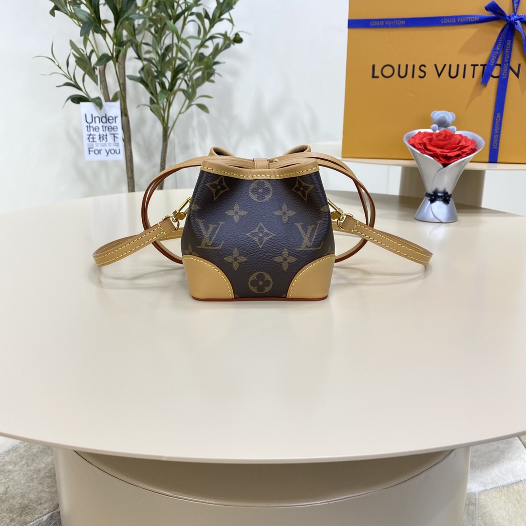 2025224M5709922262928