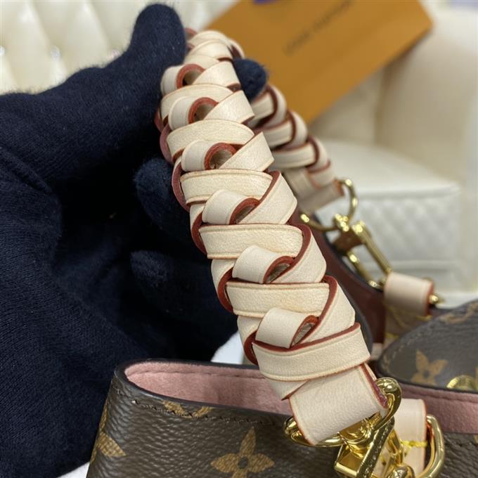 2025224N4034411121146