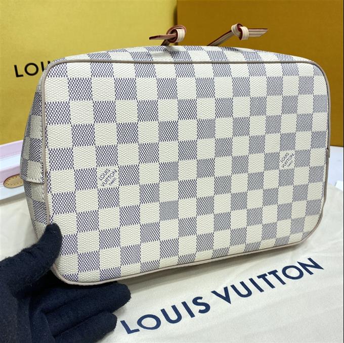 2025224N4034411121257