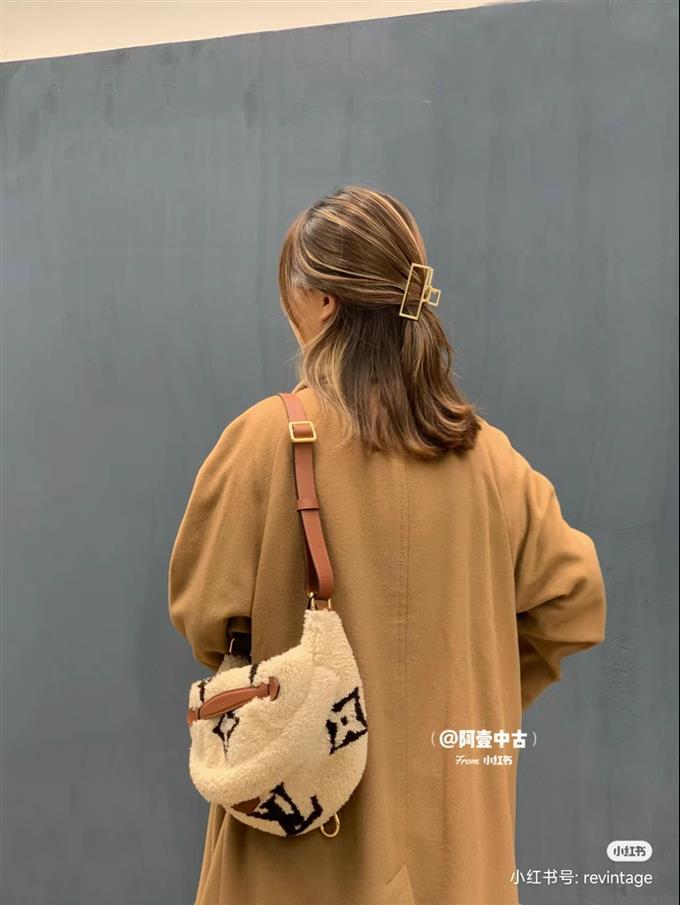 2025224M23715105353840