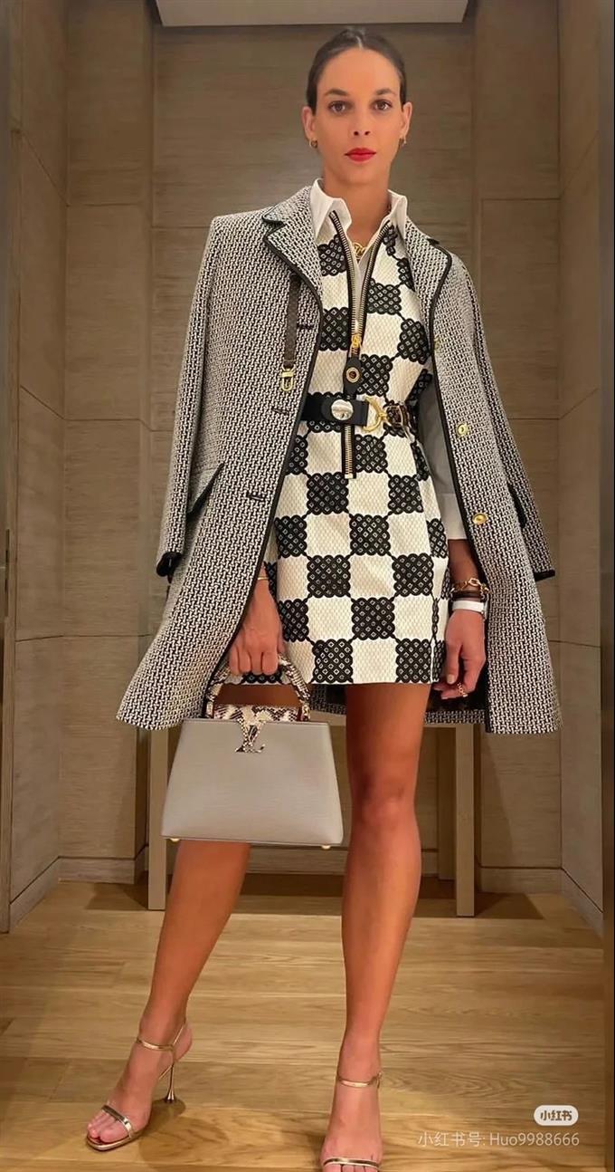 2025224N8206894836891