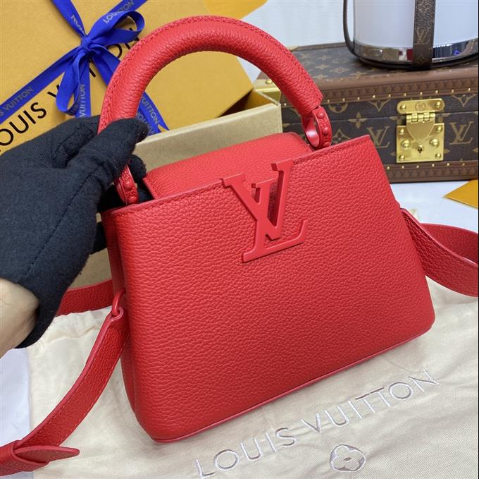 2025224M117989482738