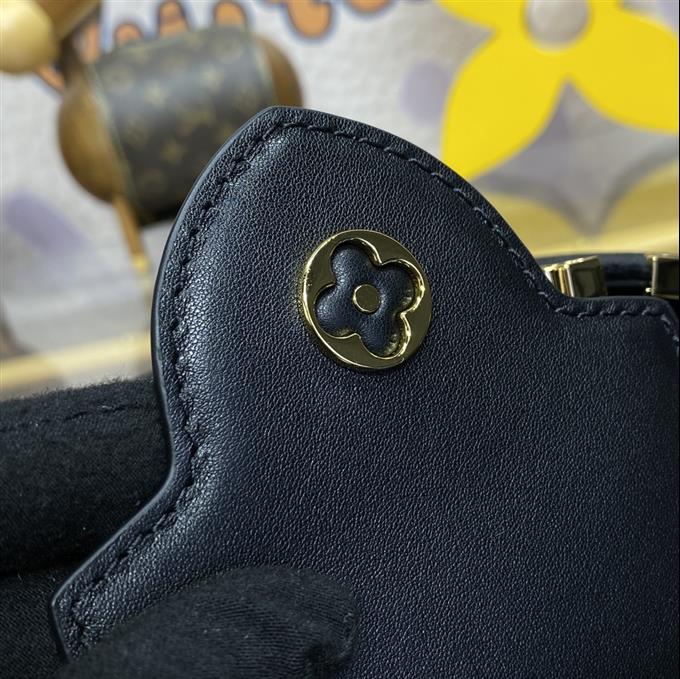 2025224M1192410311812