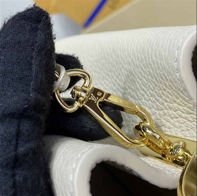 2025224M1213594758527