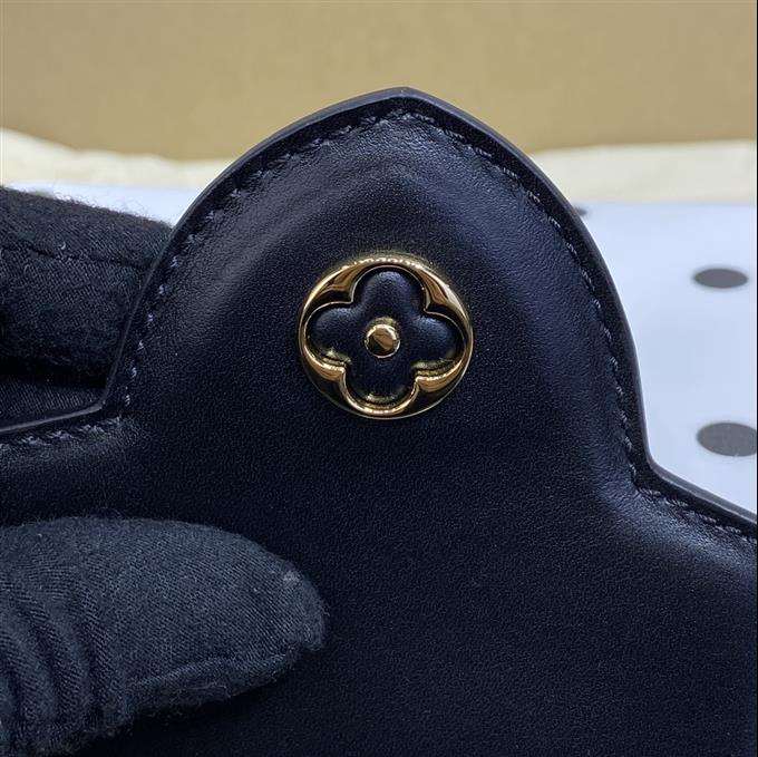 2025224M203729483895