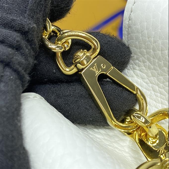 2025224M2237594812558