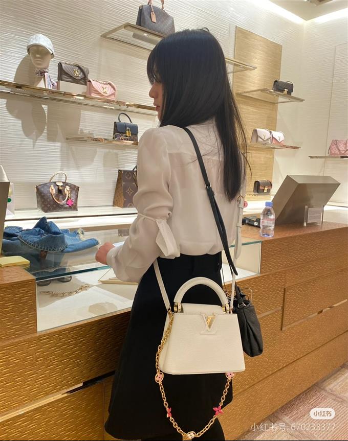 2025224M2237594824381